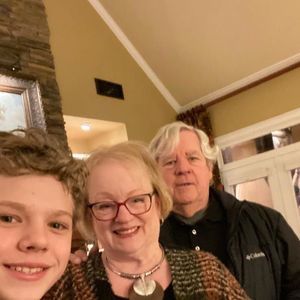 Meet your Posher, Carlin